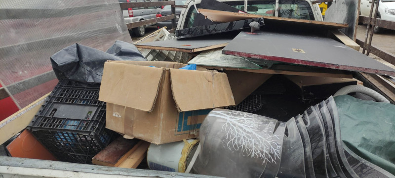 Θεσσαλονίκη: Ασυνείδητος οδηγός φορτηγού πετούσε μπάζα σε περιοχή Natura