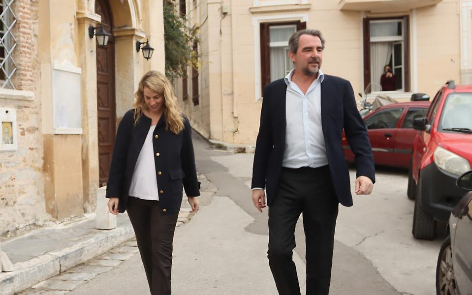 Νικόλαος - Χρυσή Βαρδινογιάννη: Οι φωτογραφίες από την πρόβα γάμου στην Πλάκα