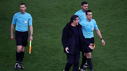 Ξεκαθαρίστηκε το… μυστήριο με το πέναλτι στο Ολυμπιακός – Παναθηναϊκός – Τι έδωσε ο διαιτητής και τι του είπε ο VAR