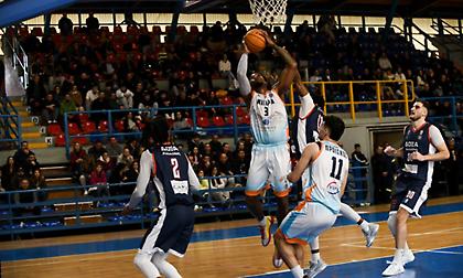 Έφτασε τις 14 σερί νίκες και έπιασε κορυφή η Μεγαρίδα - Ήττα-σοκ από την ΧΑΝΘ για τον Ηρακλή!