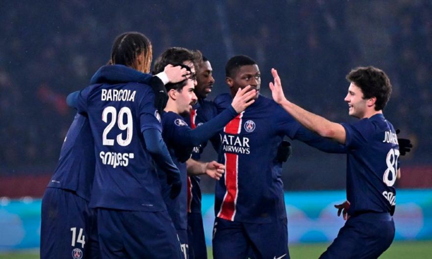 «Καθάρισε» με επιβλητική τεσσάρα τη Μονακό η ασταμάτητη Παρί!