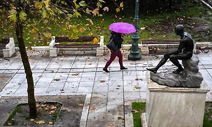 Ασθενείς βροχές στην Αττική σήμερα - Πού αναμένονται χιονοπτώσεις