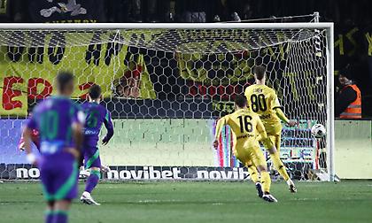Με ανύπαρκτο πέναλτι το 2-0 του Άρη απέναντι στον Παναθηναϊκό!