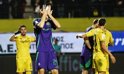 Νικολογιάννης: «Κανείς στην ομάδα δεν αισθάνθηκε ότι το ματς είναι τελικός - Στο β' δεν βγήκε ο Παναθηναϊκός στο γήπεδο»