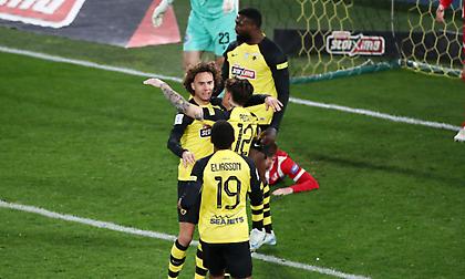 Νέα ασίστ Ελίασον για το δεύτερο γκολ του Μαρσιάλ - Γράφει το 5-0 στο 84' ο Λιούμπιτσιτς!