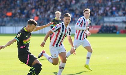 «Κόλλησε» και κινδυνεύει η Αϊντχόφεν, τριάρα από Φέγενορντ