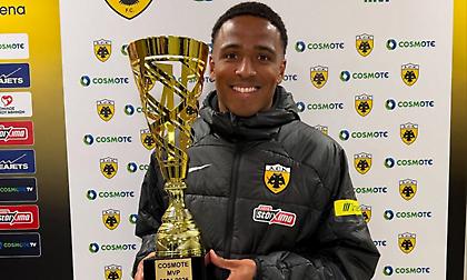 Ελίασον: «Χαρούμενος που έπαιξα και βοήθησα - Ακούγαμε τους οπαδούς μας έξω από το γήπεδο»