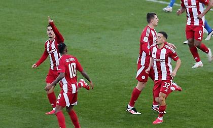 Ολυμπιακός: Ρεκόρ αήττητου 50 ετών