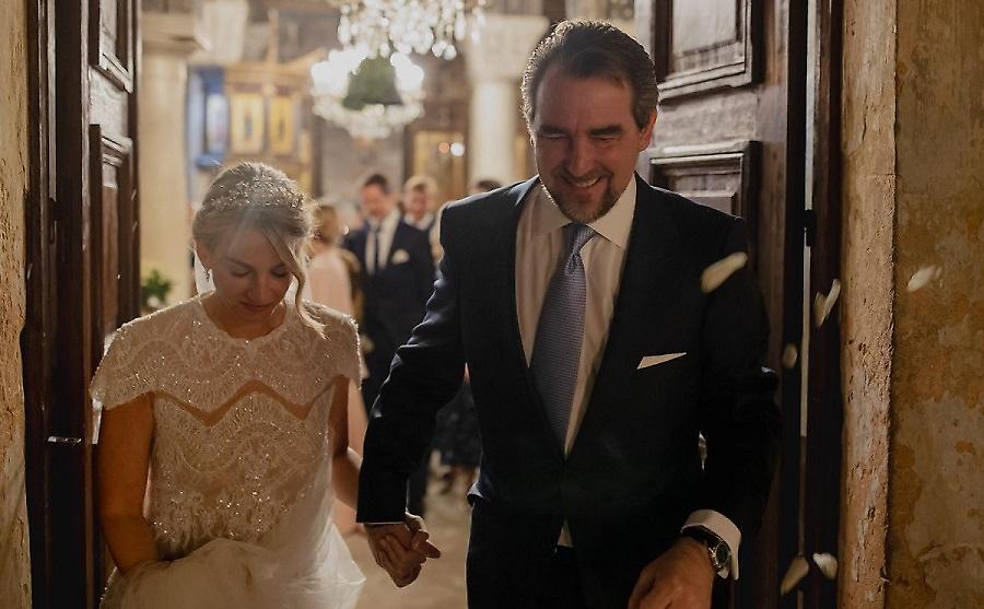 Το μεράκλωμα της Μπάρκα με τα τραγούδια του γάμου Χρυσής-Νικόλαου και το σπέσιαλ δώρο στους καλεσμένους