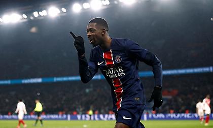 Ο Ντεμπελέ άφησε μοχλό, έβγαλε ακουστικά και έγινε παίκτης από PlayStation