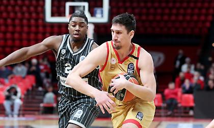 ΠΑΟΚ-Ολυμπιακός: «Ασπρόμαυρη» υπέρβαση ή «ερυθρόλευκη» επιβεβαίωση των προβλέψεων;