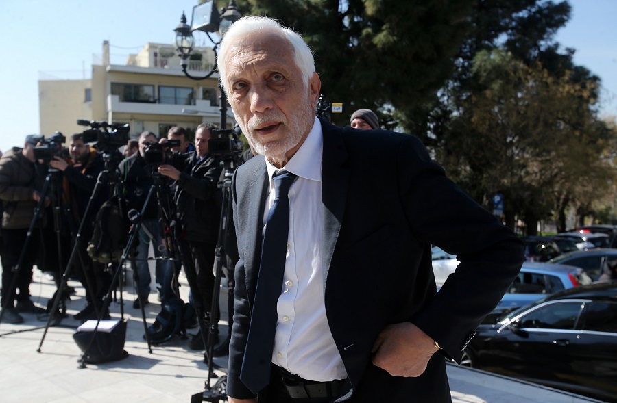 Economopoulos: With the flag and a Panathinaikos scarf the coffin