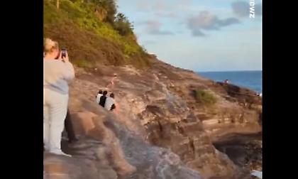 Σοκαριστικό βίντεο: Η στιγμή που 28χρονος σκοτώνεται βουτώντας από βράχο 15 μέτρων στη Χαβάη