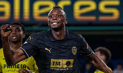 Με χρυσό βαθμό η Βαλένθια βγαίνει από την επικίνδυνη ζώνη και… ανασαίνει