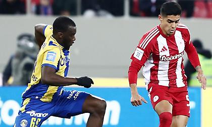 Τσανάκας: «Πρέπει να μπουν στην εξίσωση οι ''νέοι'' στον Ολυμπιακό, αφού ακολουθούν τα ντέρμπι και η Ευρώπη»