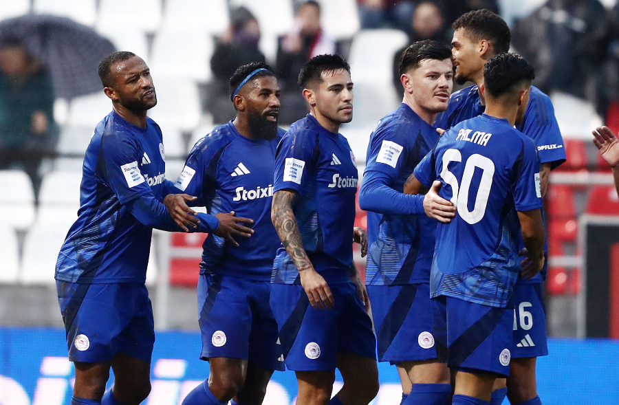 Πανσερραϊκός-Ολυμπιακός 0-4: Πάρτι στις Σέρρες με τεσσάρα για τους ερυθρόλευκους