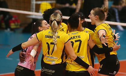 Αψεγάδιαστη η ΑΕΚ, καθάρισε άνετα τον Άρη - Πήρε το ντέρμπι των ουραγών ο Μίλωνας