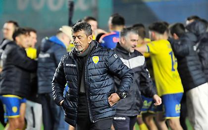 Πετράκης: «Συνεχίζουμε βήμα βήμα – Να είμαστε ισορροπημένοι ως άνθρωποι και ως ομάδα»