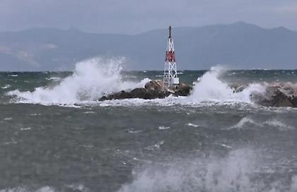 Καιρός: Ισχυρές βροχές και καταιγίδες στα δυτικά
