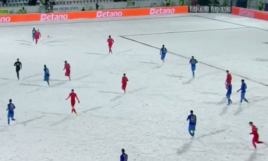 Γκλόρια Μπουζάου-Στεάουα 0-2:Χόρευε... στο χιόνι η Στεάουα και πάτησε κορυφή πριν τον ΠΑΟΚ