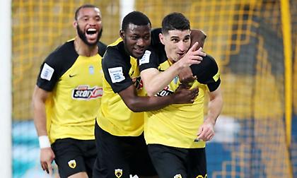 Σκόραρε 10η σερί χρονιά και μπήκε στο πάνθεο της ιστορίας της ΑΕΚ ο Μάνταλος!