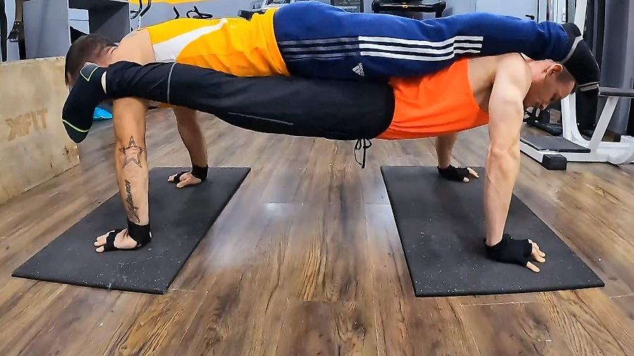 Όπου Υπάρχει Ελλάδα: Το Guinness ρεκόρ των δίδυμων κάμψεων στην Κρήτη