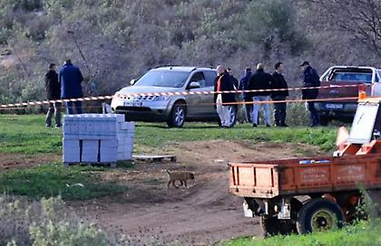 Η μητέρα του αγνοούμενου Βασίλη Καλογήρου αναγνώρισε τα ρούχα και τα γυαλιά του παιδιού της στη σορό