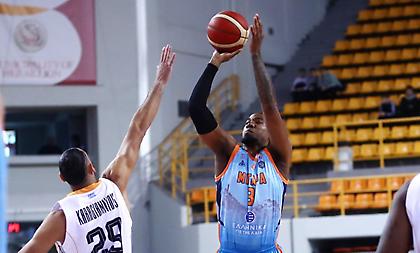 Γύρισε... αγριεμένη από το Final-8 και υπέταξε τη Μύκονο η Μεγαρίδα