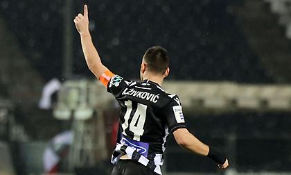 Τσορμπατζόγλου: «Αναμένεται να ξεκινήσει βασικός ο Ζίβκοβιτς»