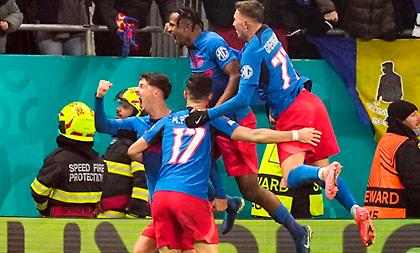 Σπάει το ρεκόρ Ολυμπιακού & Ρέιντζερς και... συνεχίζει η Στεάουα Βουκουρεστίου!