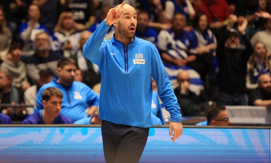 Σπανούλης: «Ευχαριστούμε τα παιδιά που ήταν σε όλα τα παράθυρα, αλλά και τον κόσμο»