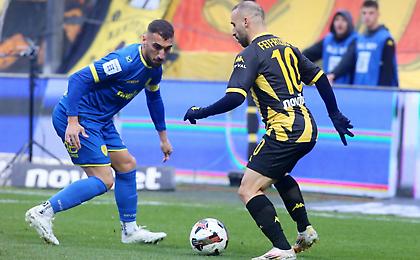 Το παιχνίδι στο «Κλεάνθης Βικελίδης»: Άρης-Παναιτωλικός 2-1