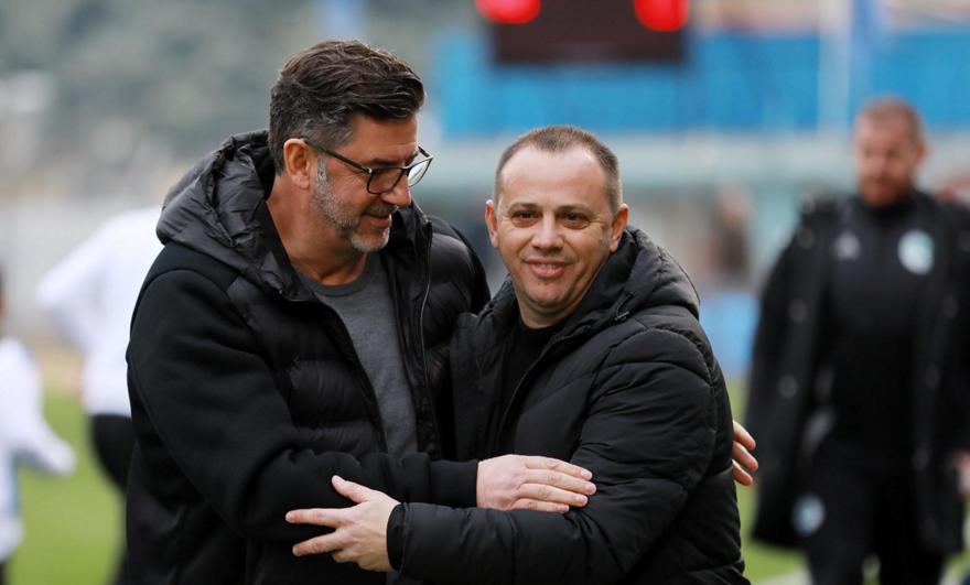 Στάικος: «Μέσα στην εβδομάδα ήμουν σκληρός με τους παίκτες μου, τώρα όμως αξίζουν συγχαρητήρια»