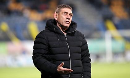 Παντελίδης: «Μας χάλασαν το πλάνο η αναγκαστική αλλαγή και η αποβολή - Μέχρι το 60' δεν έκανε φάση η ΑΕΚ»