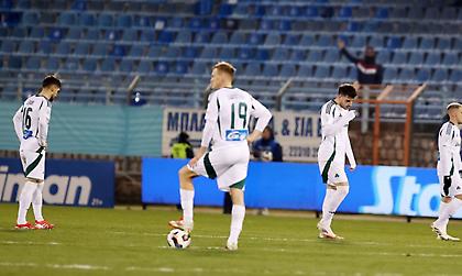 Αυτοκαταστροφικός Παναθηναϊκός με ήττα – πισωγύρισμα στη Λαμία