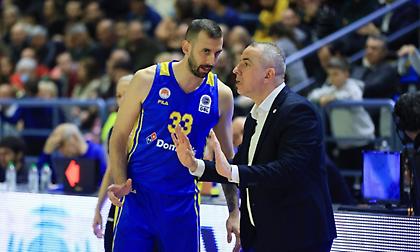 Φιλικό ξεμούδιασμα για Περιστέρι, Λαύριο