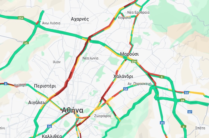 Κίνηση: Μποτιλιάρισμα 16 χιλιομέτρων στη Λεωφόρο Κηφισού – Ποιοι δρόμοι είναι αδιάβατοι