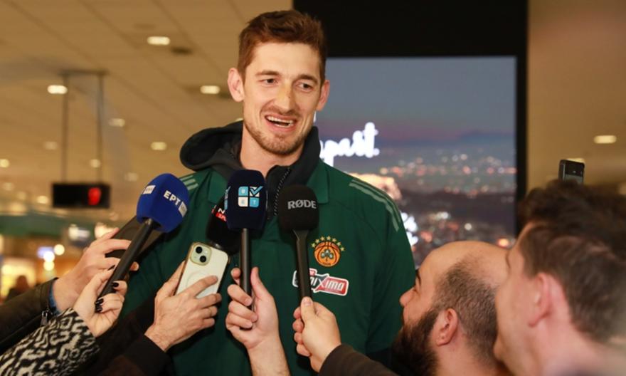 Παναθηναϊκός: Έφτασε στην Αθήνα ο Πλάις