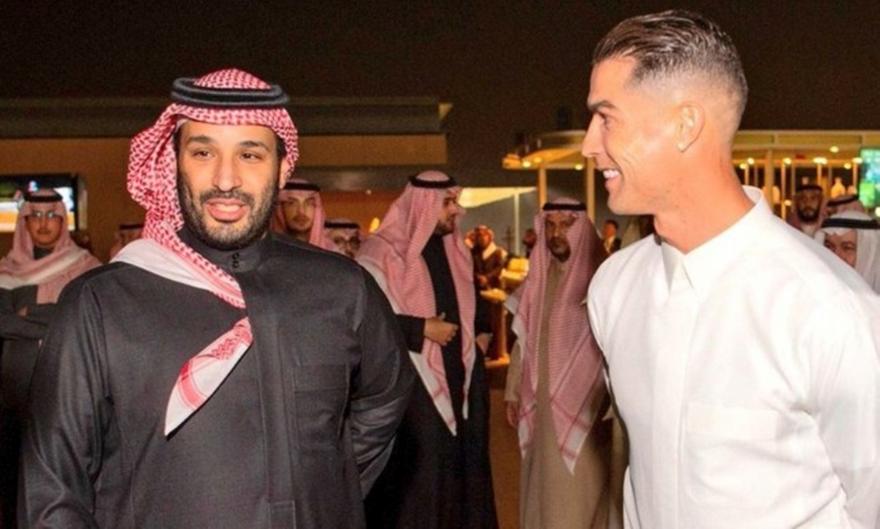 Ο Κριστιάνο κινείται για την αγορά της Βαλένθια – Στο πλευρό του επενδυτές από τη Σ.Αραβία Ο Κριστιάνο κινείται για την αγορά της Βαλένθια – Στο πλευρό του επενδυτές από τη Σ.Αραβία