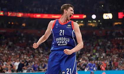 Πετρίδης: «Πιθανό να μπει αποστολή για Λιόν ο Πλάις - Προσφέρει ασφάλεια στον Παναθηναϊκό»