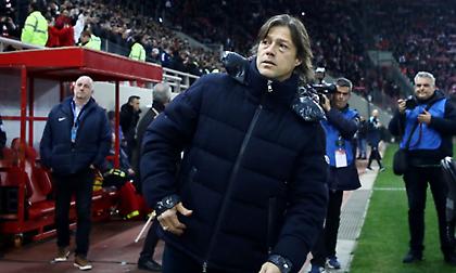 Άκουσε ρυθμικά το όνομά του από τους οπαδούς του Ολυμπιακού ο Αλμέιδα!