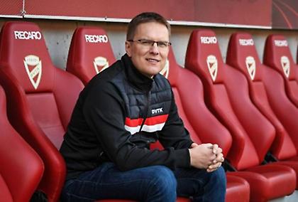 Η Ντιοσγκιόρι ανακοίνωσε τον Νταμπράουσκας!