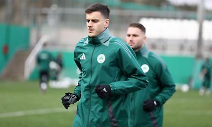 Παναθηναϊκός: Ξανά εκτός προπόνησης Μπακασέτας, Πάλμερ-Μπράουν, Γεντβάι και Πελίστρι