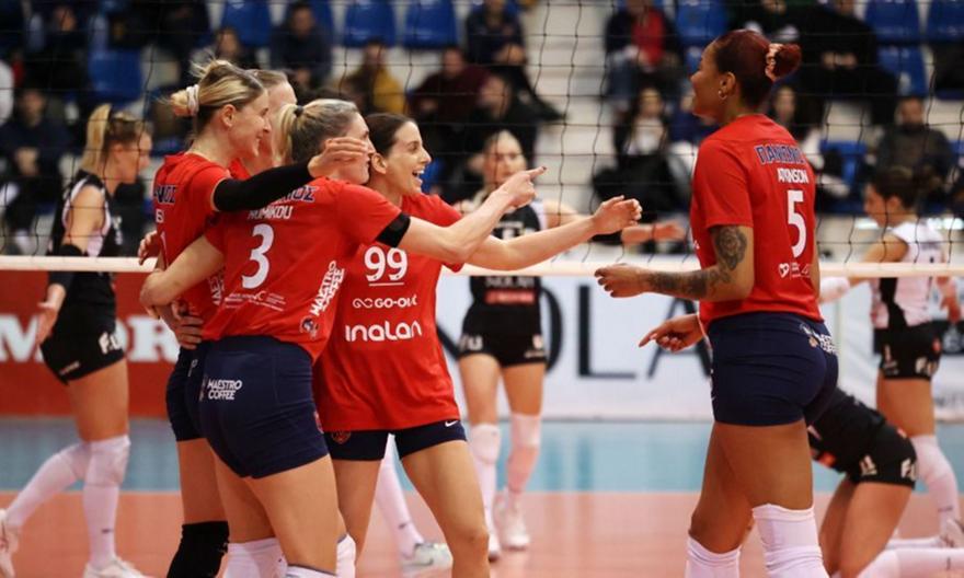 Στο F4 του Κυπέλλου βόλεϊ γυναικών Πανιώνιος, Θέτις