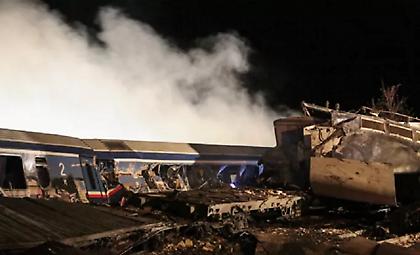 Αποκαλύψεις από το πόρισμα για τα Τέμπη: Λείπει μέρος μεταξύ μηχανής και πρώτου βαγονιού - Τα ευρήματα στο πεδίο