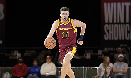 Οι Μπακς συμφώνησαν με τον Πιτ Νανς