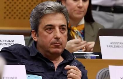 Ασλανίδης (πατέρας θύματος Τεμπών): «Αυτό το ειδεχθές έγκλημα όσο και να προσπαθήσουν δεν θα αφήσουμε να συγκαλυφθεί»