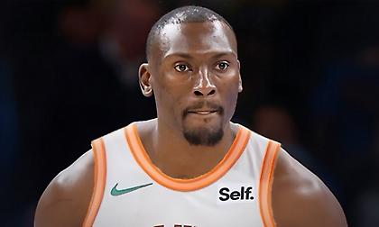 Υπέγραψε ως το τέλος της σεζόν με Σπερς ο Μπιγιόμπο