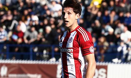 Με Ρέτσο και Τσικίνιο η αποστολή του Ολυμπιακού για το ντέρμπι με την ΑΕΚ