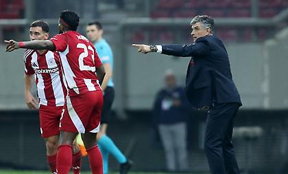 Νικολακόπουλος: «Δεκαπέντε παίκτες έχει στην ''τσίτα'' ο Μεντιλίμπαρ για την ενδεκάδα»